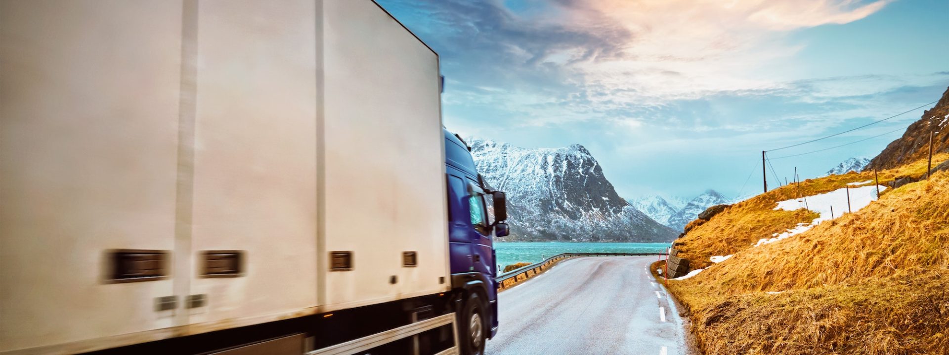 truck-on-road-in-norway-q8z0enky855cddjuefh2vg73sn4g6goid8j5zuudy8